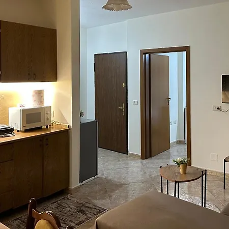 Home2 * טיראנה