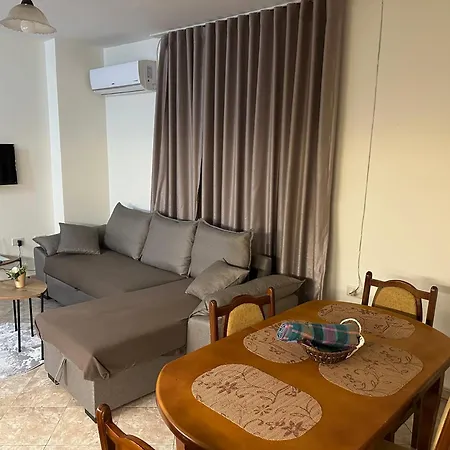 Home2 דירה טיראנה