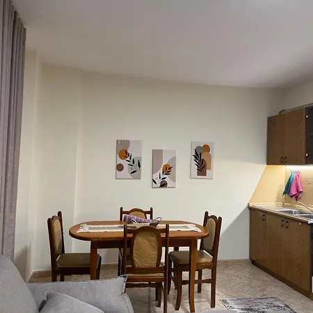 Home2 Appartamento Tirana